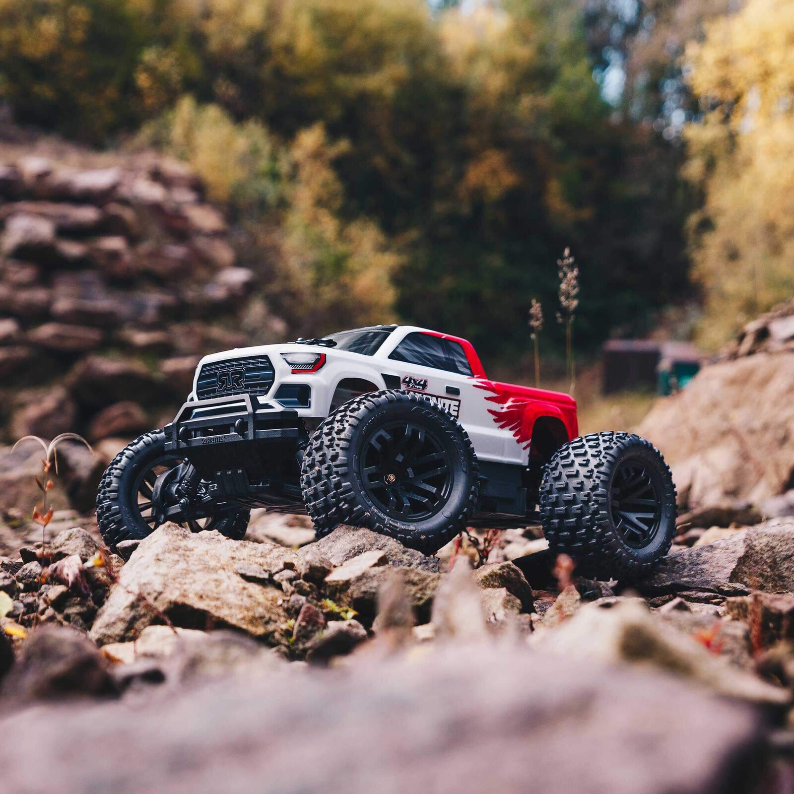 ARRMA 1/10 GRANITE 4X4 MEGA 550 Brushed Monster Truck RTR, Red